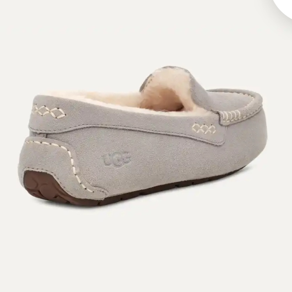 Uggs Ansley Size 7 NWT